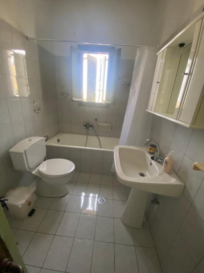 Amnia Apartment Agios Romanos Exterior photo