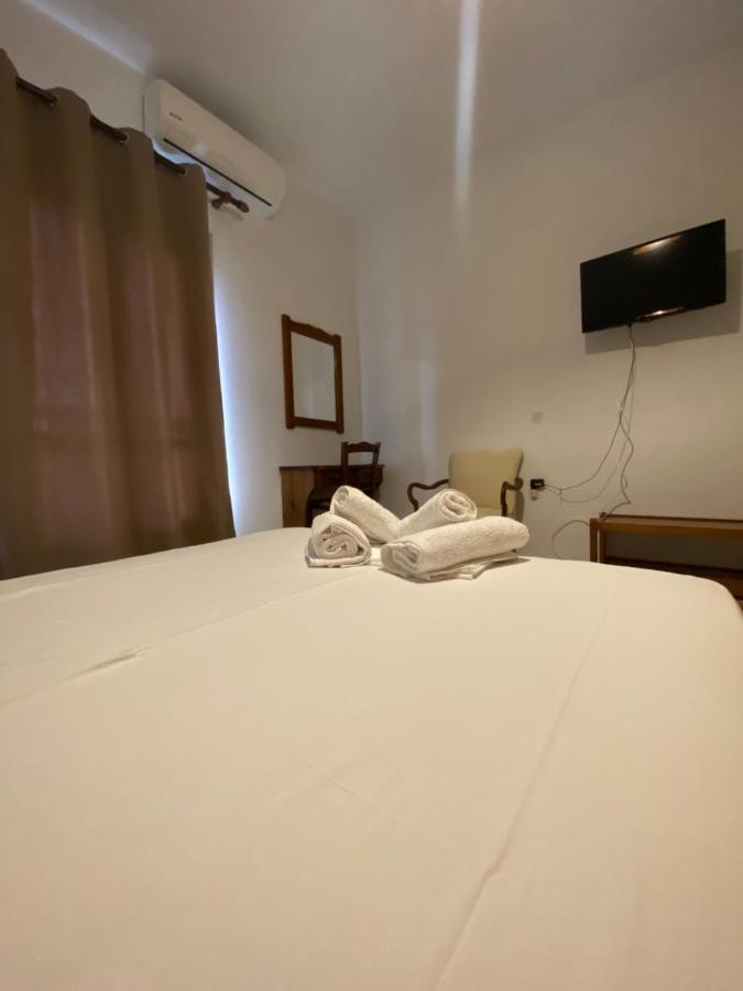 Amnia Apartment Agios Romanos Exterior photo